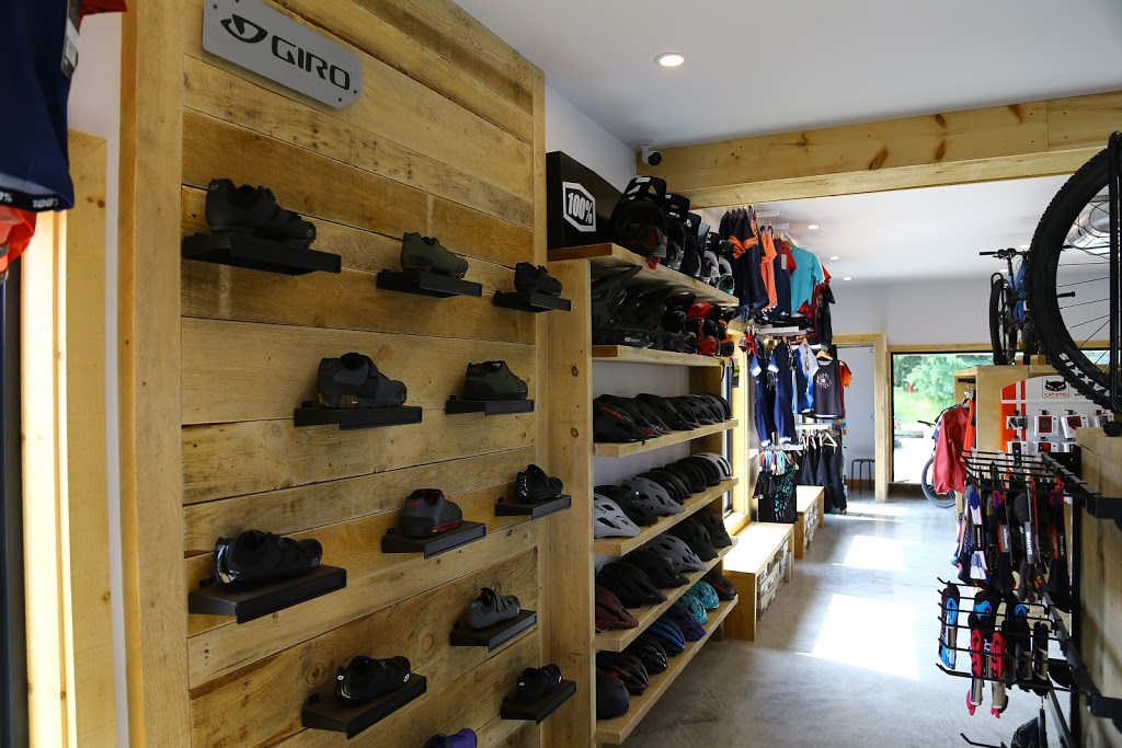 Pittstop Vélo-Café | 80 Boulevard de Bromont, Bromont, QC J2L 2K3, Canada | Phone: (450) 534-3777