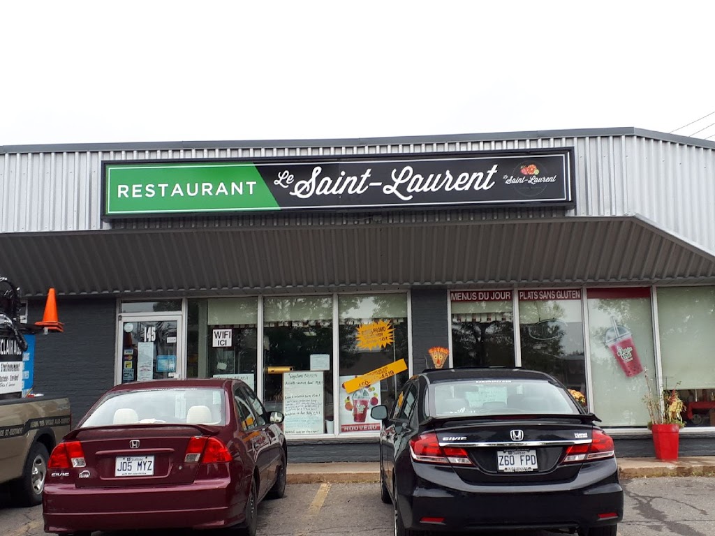 Restaurant Le St-Laurent | 145 Rue Saint-Laurent, Saint-Eustache, QC J7P 5H6, Canada | Phone: (450) 413-4419