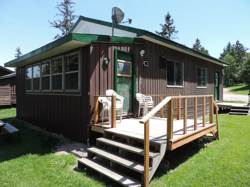 Owls Nest Lodge | 1395 Owls Nest Rd, French River, ON P0M 2N0, Canada | Phone: (705) 857-2565