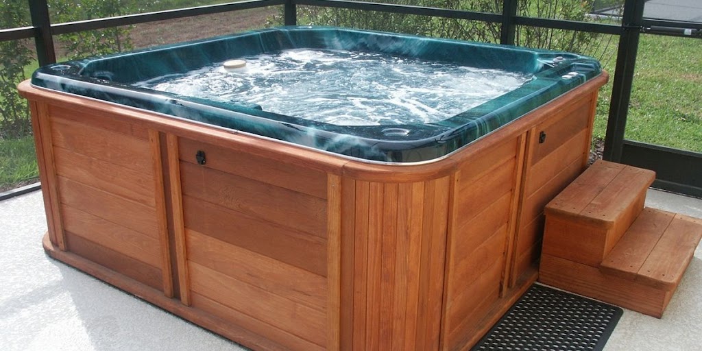 True North Hot Tubs / Renew Hot Tubs | 925 26 St NE Bay 3, Calgary, AB T2A 6K8, Canada | Phone: (403) 457-4000