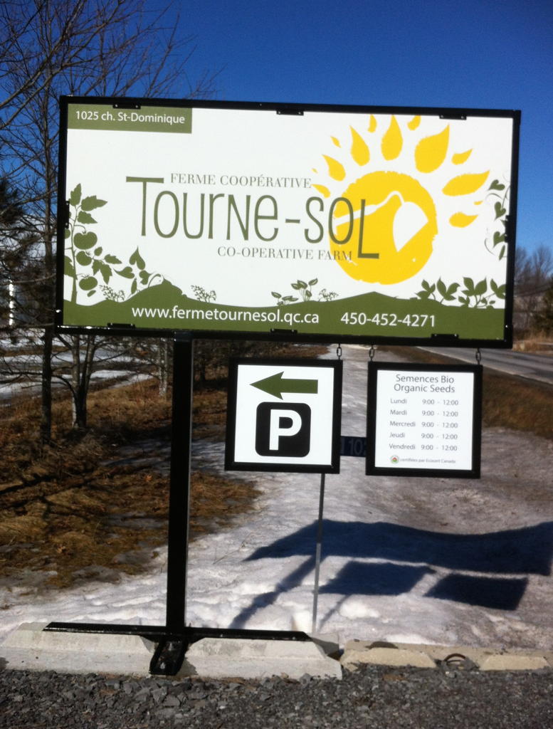 Ferme Coopérative Tourne-Sol / Tourne-Sol Co-operative Farm | 1035 Chem. Saint-Dominique, Les Cèdres, QC J7T 1P5, Canada | Phone: (450) 452-4271