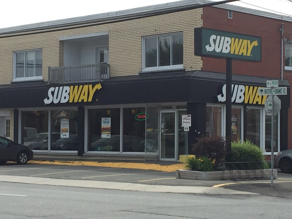 Subway | 721 Rue Notre Dame O, Victoriaville, QC G6P 1T5, Canada | Phone: (819) 752-4666