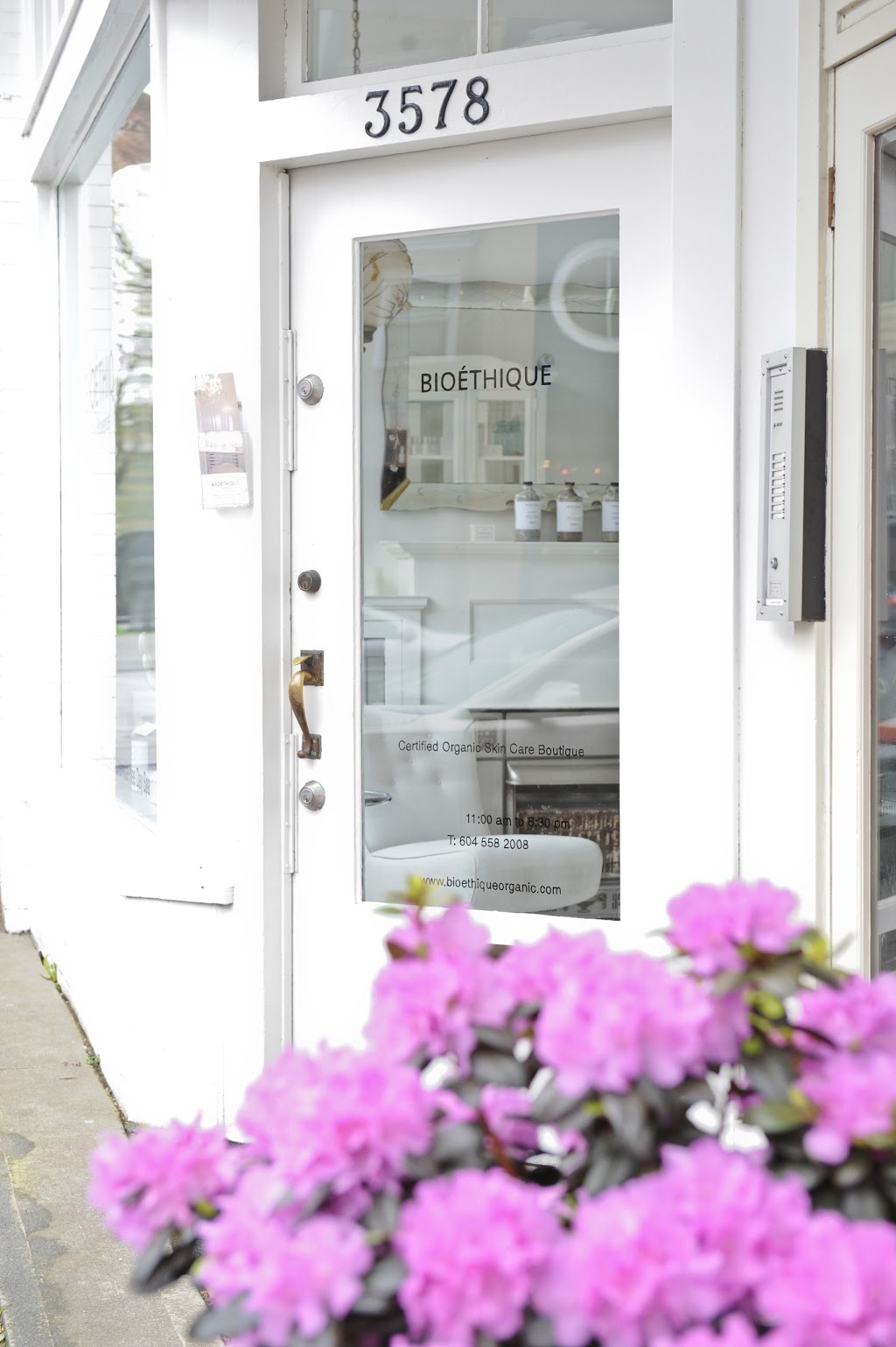 Bioéthique Spa on 4th | 3578 W 4th Ave, Vancouver, BC V6R 1N8, Canada | Phone: (604) 558-2008