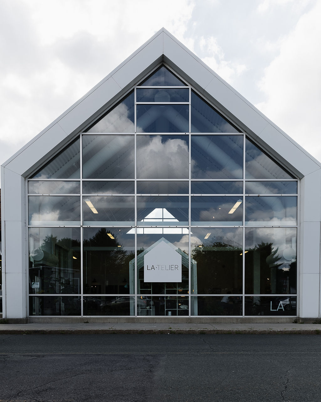 Luminaire Authentik | 1122 Rue du Sud, Cowansville, QC J2K 2Y3, Canada | Phone: (514) 662-0352