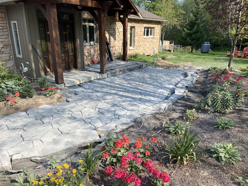 Siebenga Brothers Landscaping | 381 Phillipston Rd, Belleville, ON K0K 2Y0, Canada | Phone: (613) 847-0136