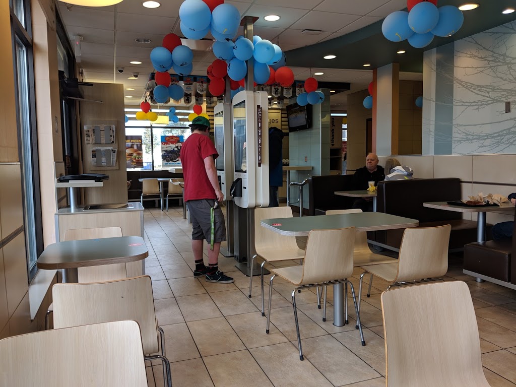 McDonalds | 7419 82 Ave NW, Edmonton, AB T6B 0G3, Canada | Phone: (780) 414-8460