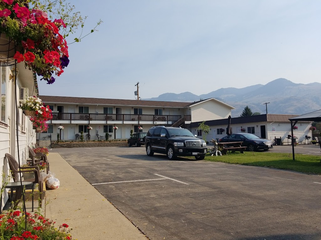 Elks Motel | 310 7th Ave, Keremeos, BC V0X 1N3, Canada | Phone: (250) 499-2043