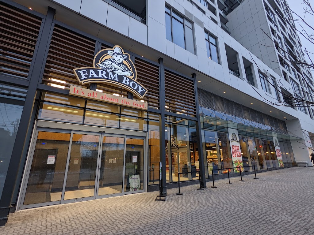 Farm Boy | 29 Bathurst St Unit 1, Toronto, ON M5V 2P1, Canada | Phone: (416) 366-0081