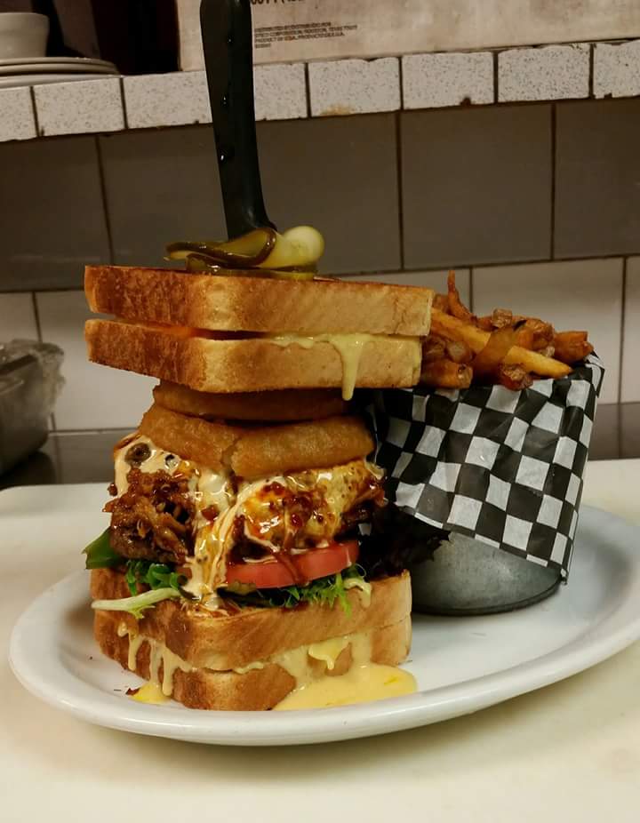 Shooters Roadhouse | 17 Sandwich St N, Amherstburg, ON N9V 2T8, Canada | Phone: (519) 736-7878