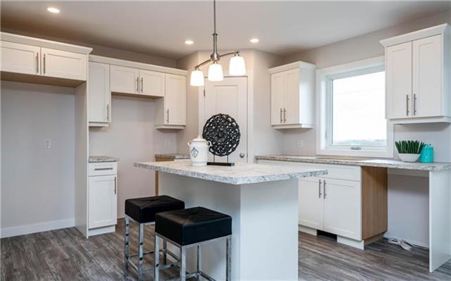 Monica Kessler - Element Realty Inc | 166 Purple Sage Cres, Winnipeg, MB R3X 0K4, Canada | Phone: (204) 997-1133