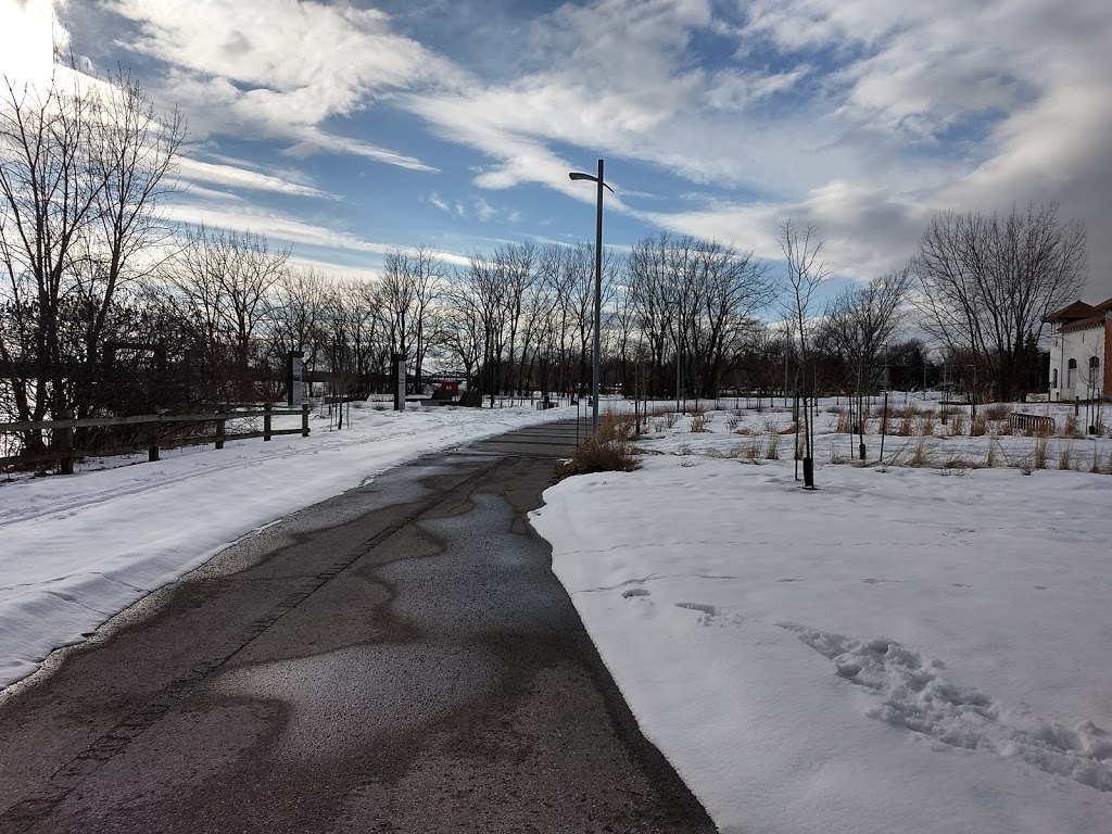 Parc du Canal-de-lAqueduc | Boulevard Champlain, Montréal, QC H8P, Canada