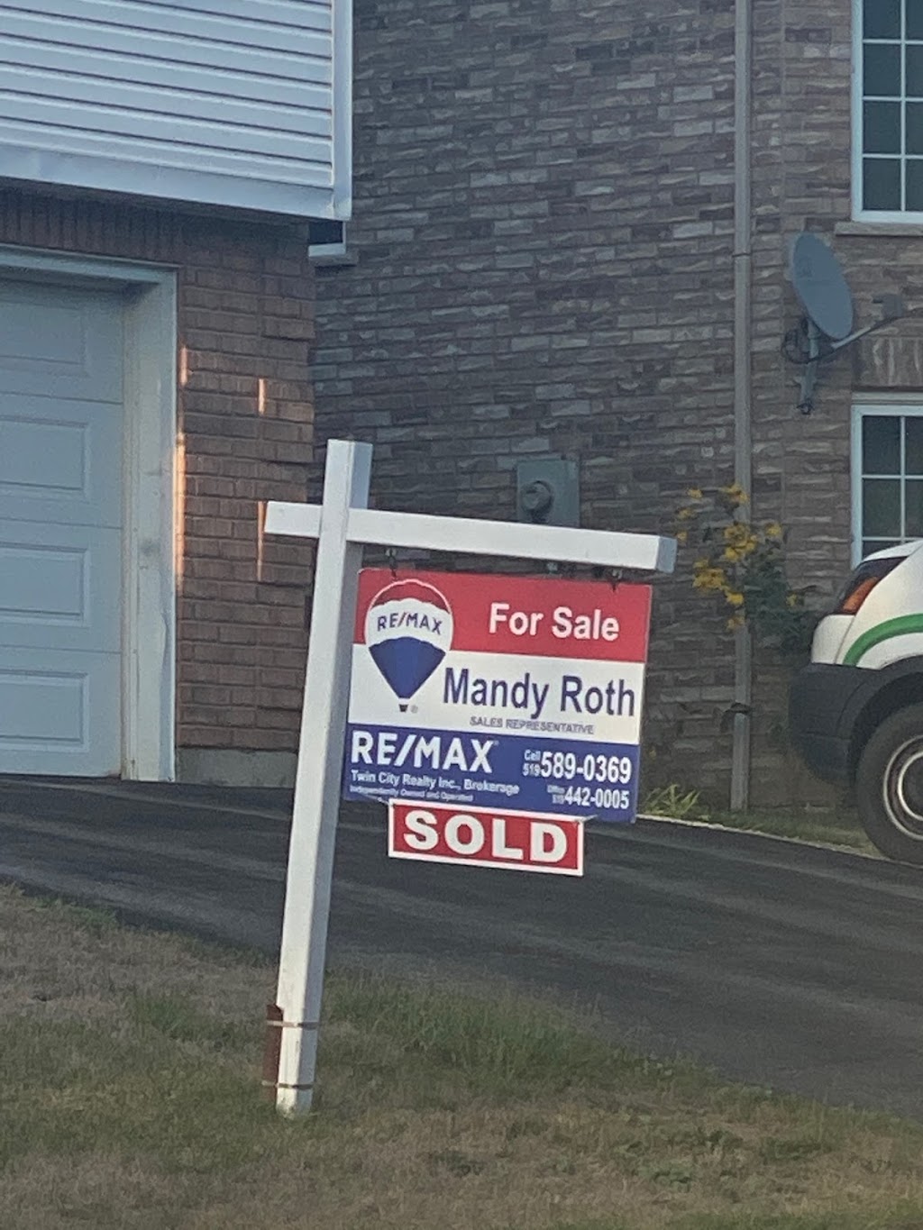 MANDY ROTH; Re/Max Twin City Realty Inc. | 110 Stanley St, Ayr, ON N0B 1E0, Canada | Phone: (519) 589-0369