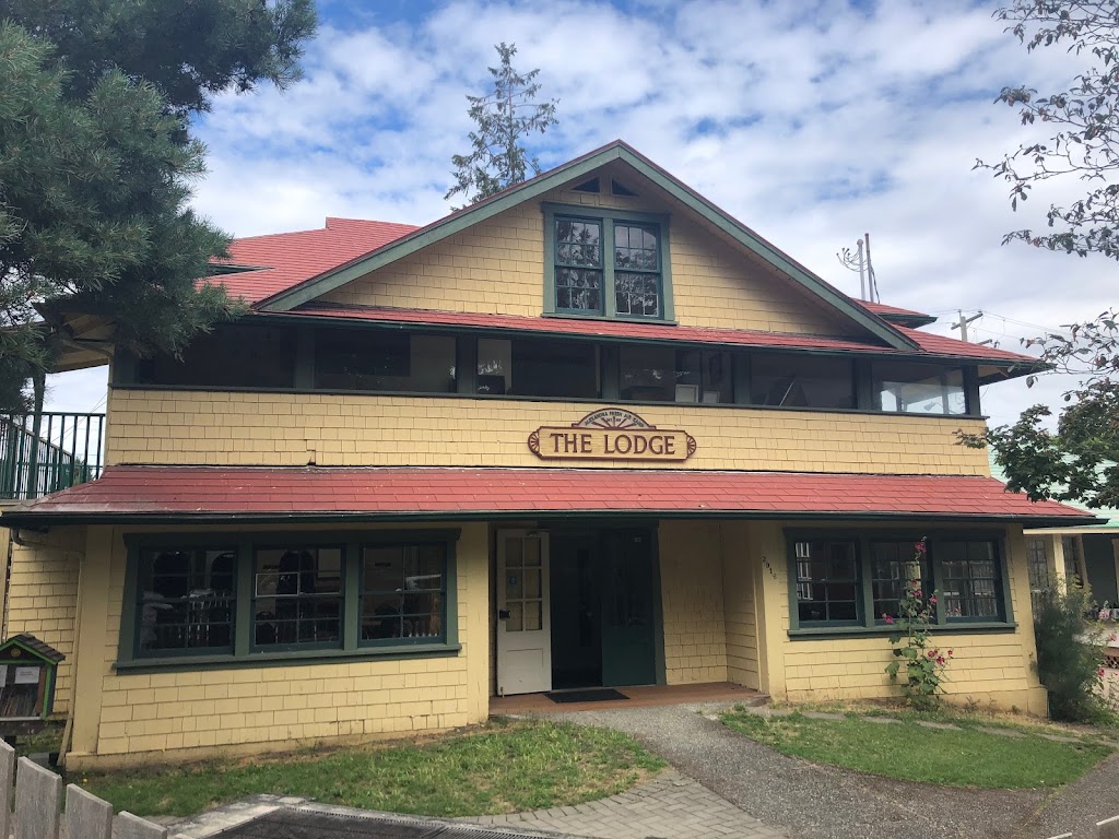 Dining Hall | 2916 McBride Ave, Surrey, BC V4A 3G2, Canada | Phone: (604) 535-0015