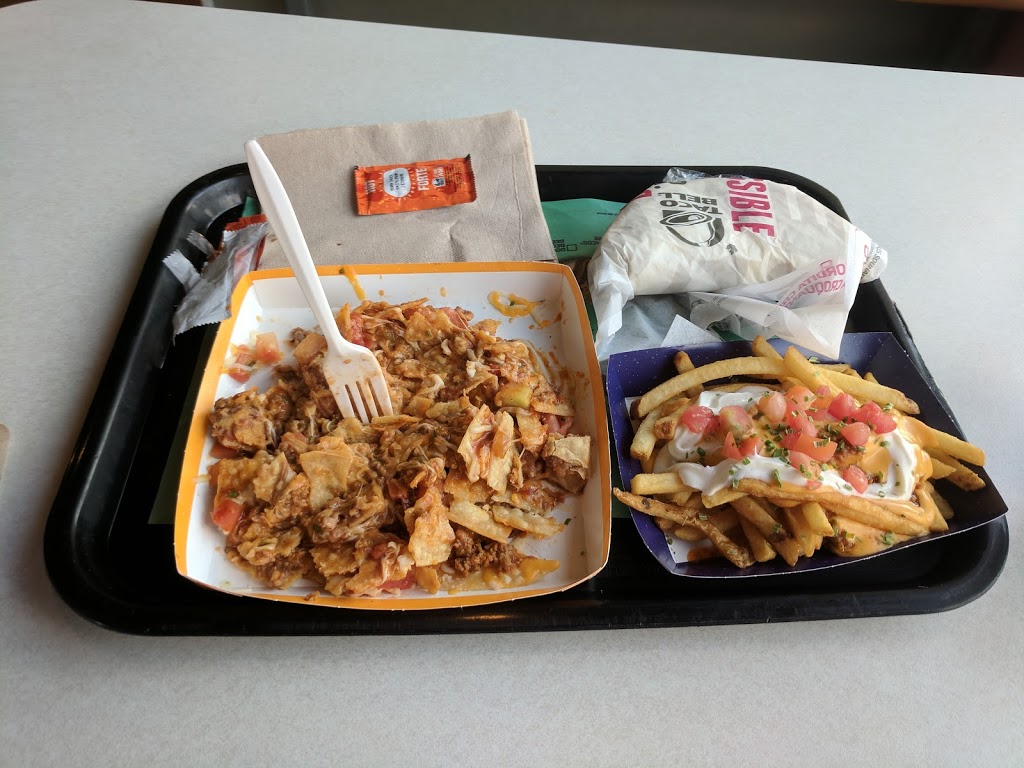 Taco Bell | 6707 Tecumseh Rd E, Windsor, ON N8T 1E7, Canada | Phone: (519) 948-3425