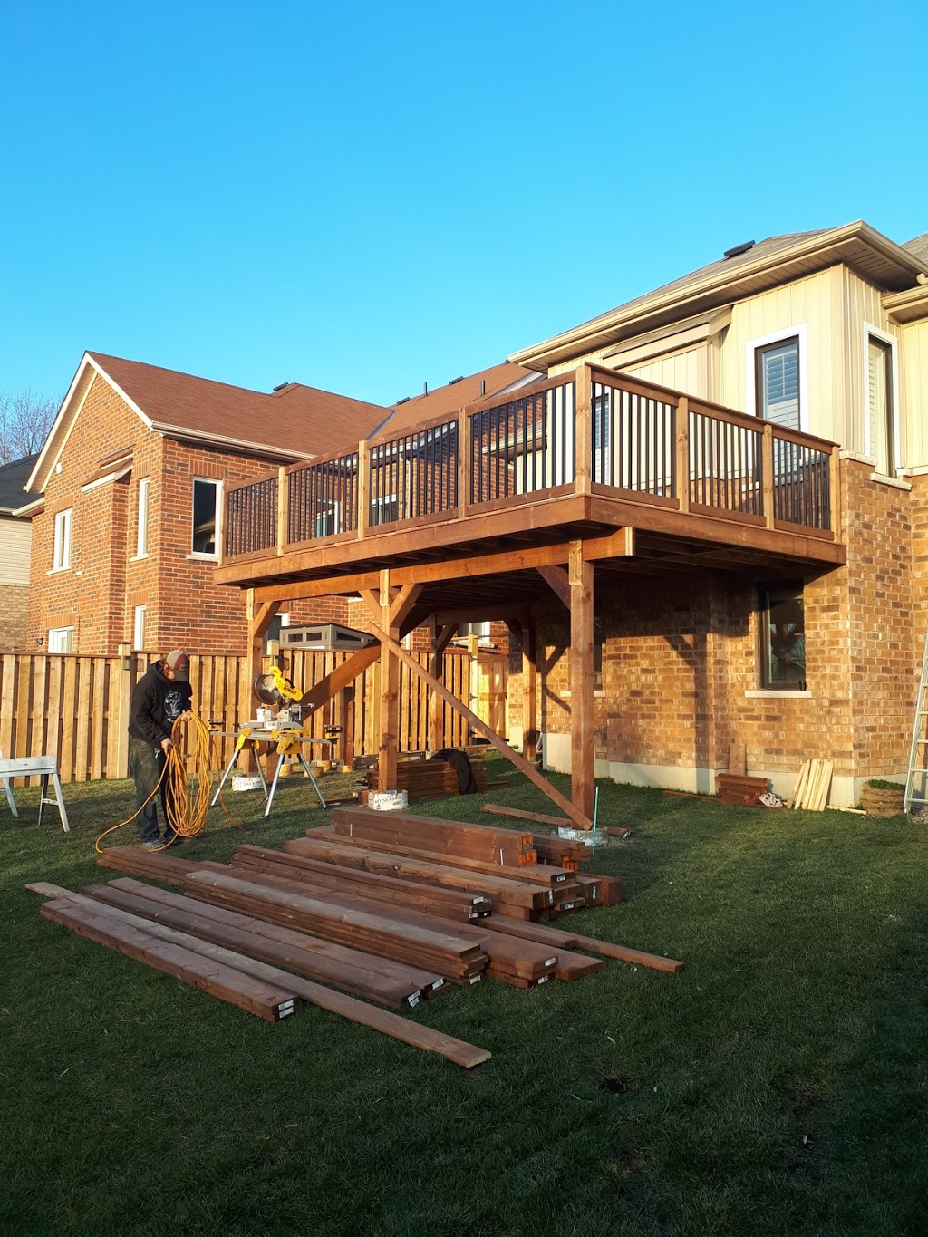 Country Mile Decks | West Street S, Orillia, ON L3V 5E1, Canada | Phone: (705) 323-3668