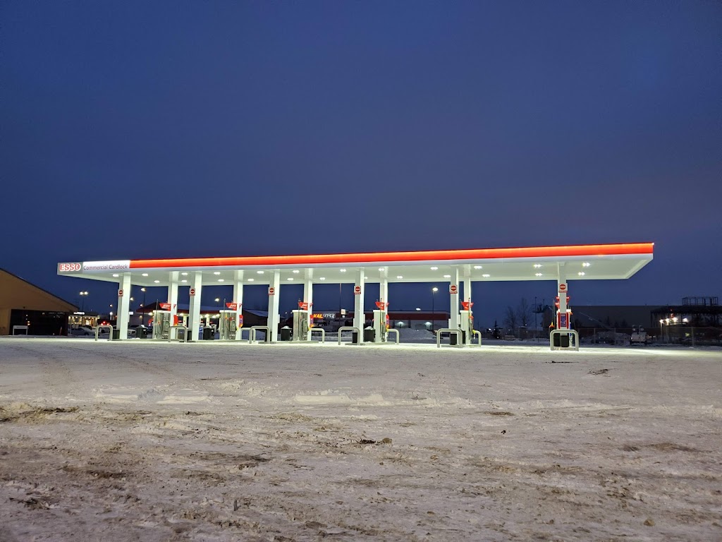 Sherwood Truck Stop | 28 Strathmoor Dr, Sherwood Park, AB T8H 2B6, Canada | Phone: (780) 297-0444