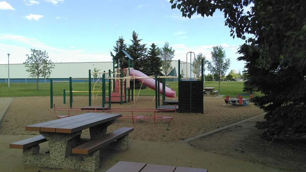 Overlanders School | 1150 Hermitage Rd NW, Edmonton, AB T5A 4L4, Canada | Phone: (780) 476-3361