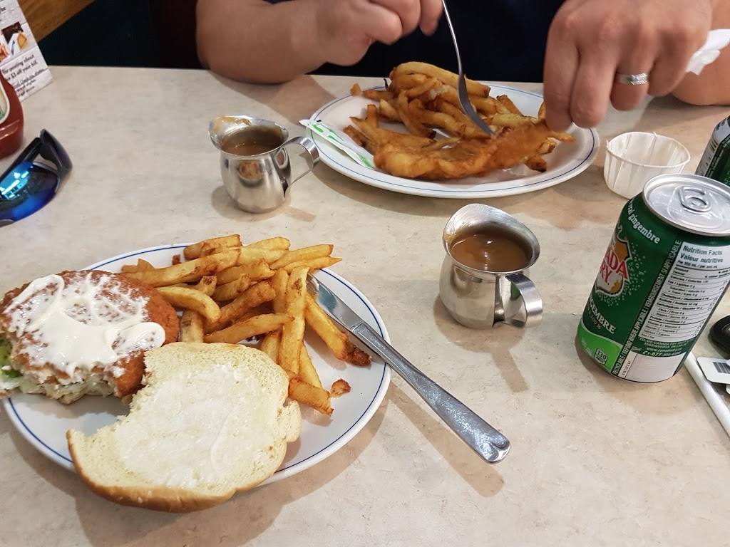 Golden Crisp Fish & Chips | 1354 Weston Rd, York, ON M6M 4R8, Canada | Phone: (416) 245-8839