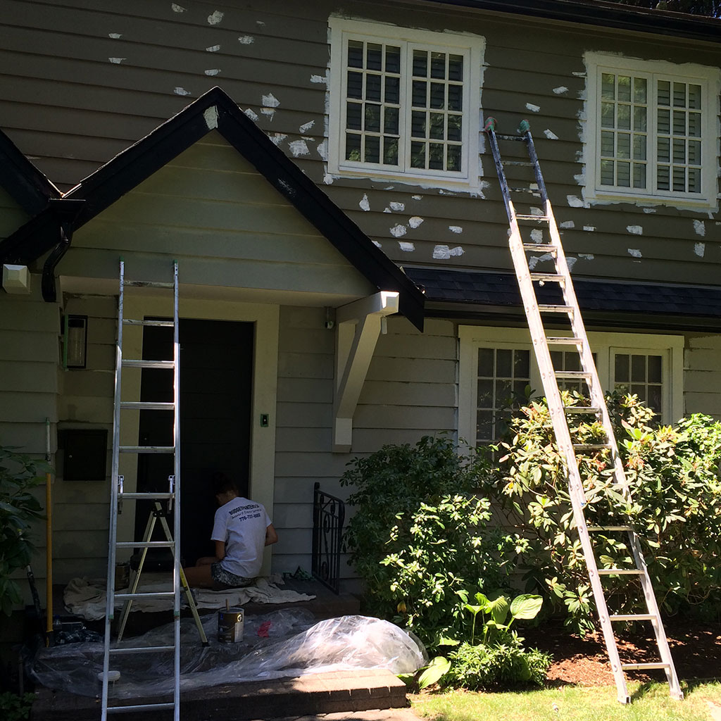 Budget & Save Painters North Vancouver | 627 W 24th Cl, North Vancouver, BC V7M 0A3, Canada | Phone: (778) 788-5548