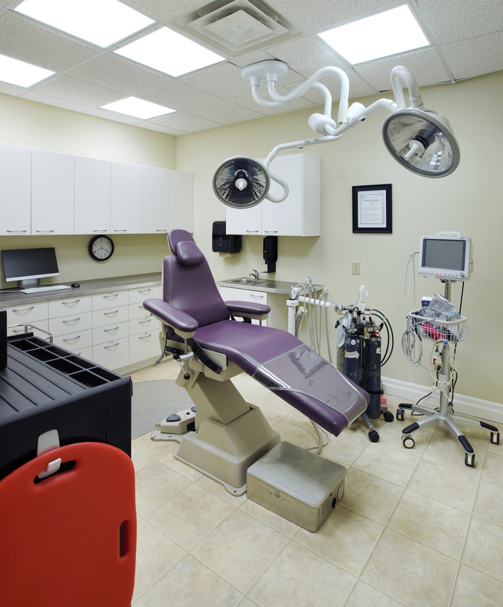 Bruce Grey Dental Specialists | 137 Goderich St, Port Elgin, ON N0H 2C1, Canada | Phone: (519) 832-3838