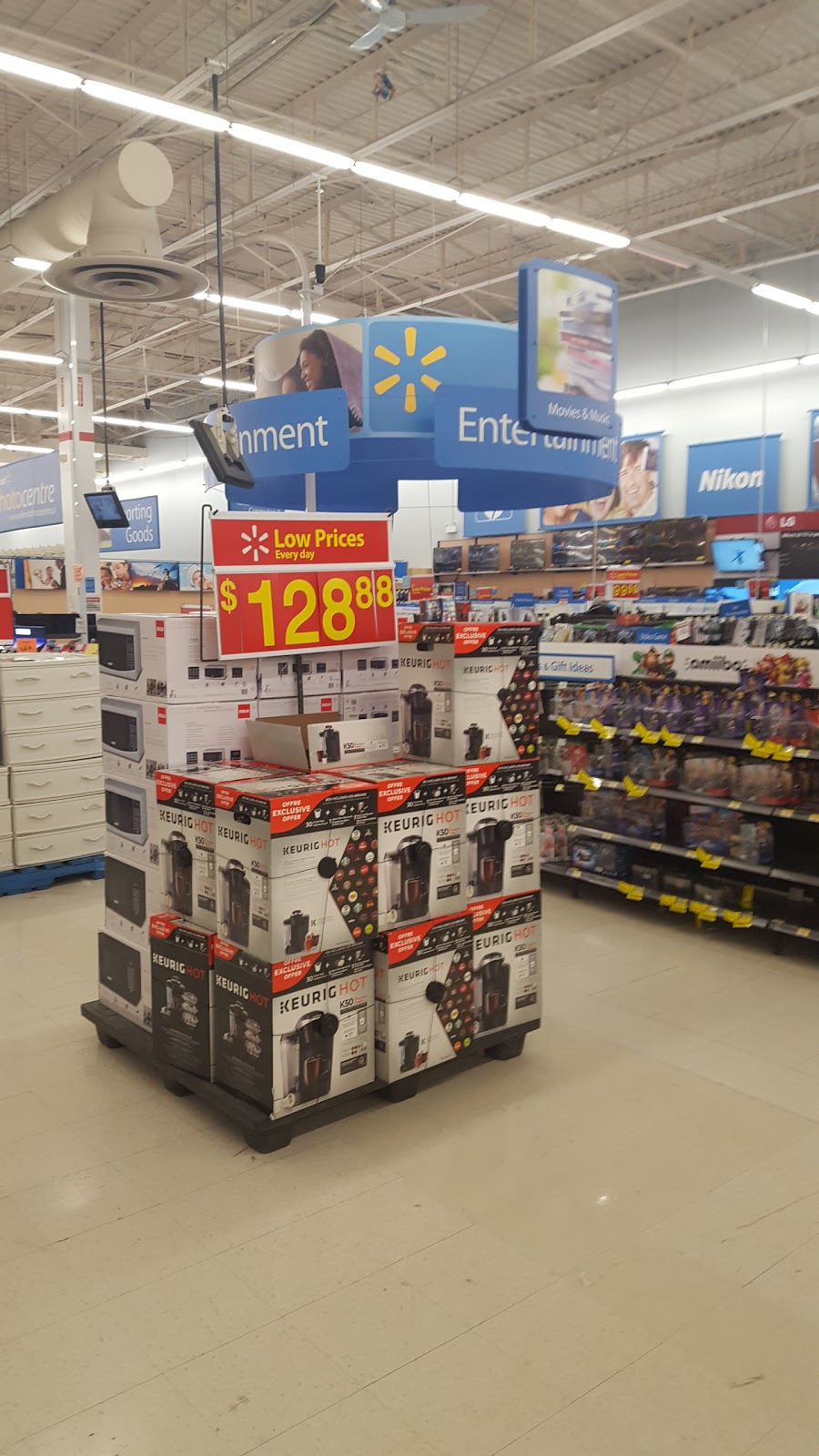 Walmart Gerard Square Toronto Store | 1000 Gerrard St E, Toronto, ON M4M 3G6, Canada | Phone: (416) 461-8778