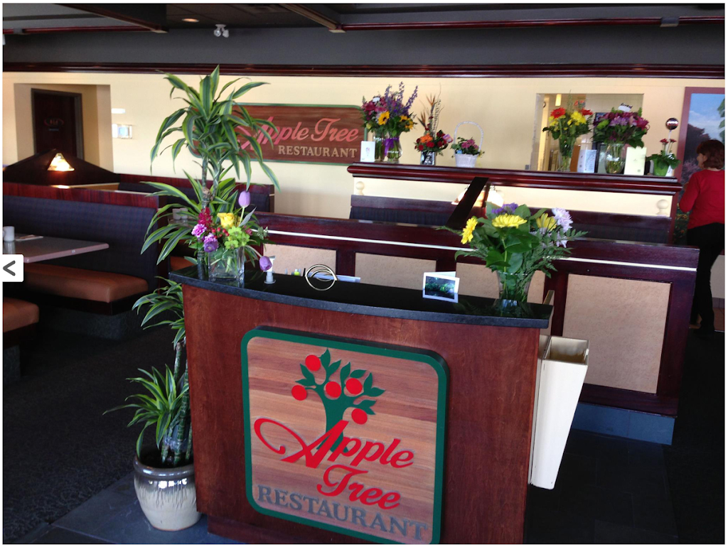 Apple Tree Restaurant | 1501 Admirals Rd, Victoria, BC V9A 2R1, Canada | Phone: (250) 595-1422