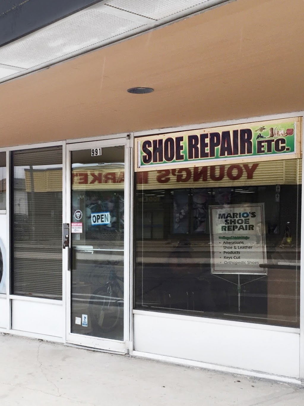 Marios Shoe Repair | 991 McPhillips St, Winnipeg, MB R2X 2K3, Canada | Phone: (204) 615-0195