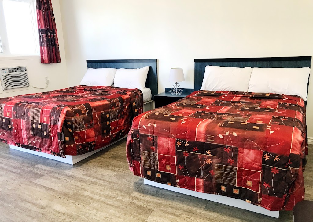 Motel Moreau | 684 Bd du Sacré Coeur, Saint-Félicien, QC G8K 1T4, Canada | Phone: (418) 679-2552