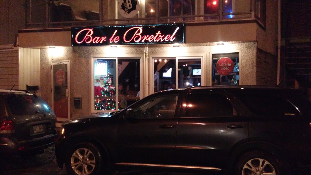 Pub Le Bretzel | 4755 Boulevard Sainte-Anne, Québec, QC G1C 2K3, Canada | Phone: (418) 661-8082