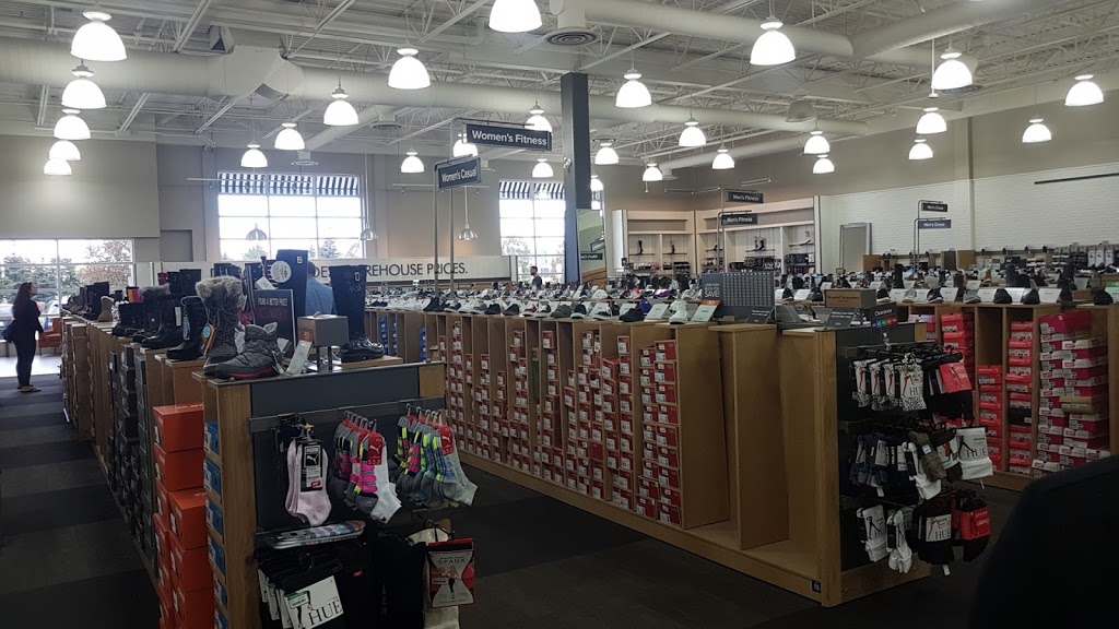 DSW Designer Shoe Warehouse | Heartland Town Centre HTC, 5930 Rodeo Dr, Mississauga, ON L5R 3S9, Canada | Phone: (905) 712-4141