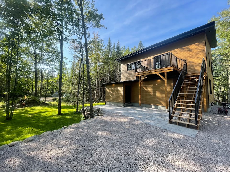 Au Chalet De La Vallée | 715 Côte Joyeuse, Saint-Raymond, QC G3L 4B1, Canada | Phone: (581) 888-1846