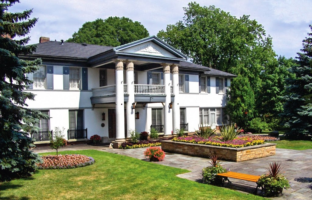 Heintzman House | 135 Bay Thorn Dr, Thornhill, ON L3T 3V1, Canada | Phone: (905) 477-5530