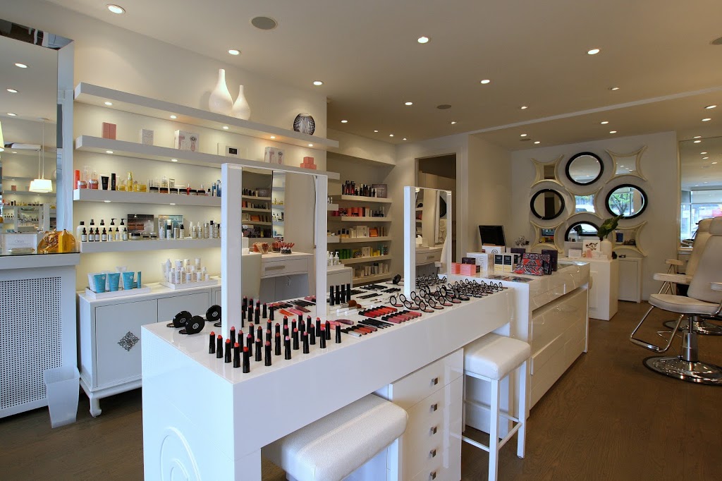 Gee Beauty | 2 Roxborough St W, Toronto, ON M5R 1T8, Canada | Phone: (416) 486-0080