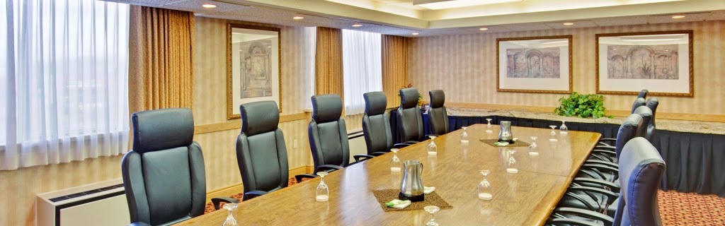 Holiday Inn Kitchener - Cambridge Conf Ctr | 30 Fairway Road South, At, ON-8, Kitchener, ON N2A 2N2, Canada | Phone: (519) 893-1211