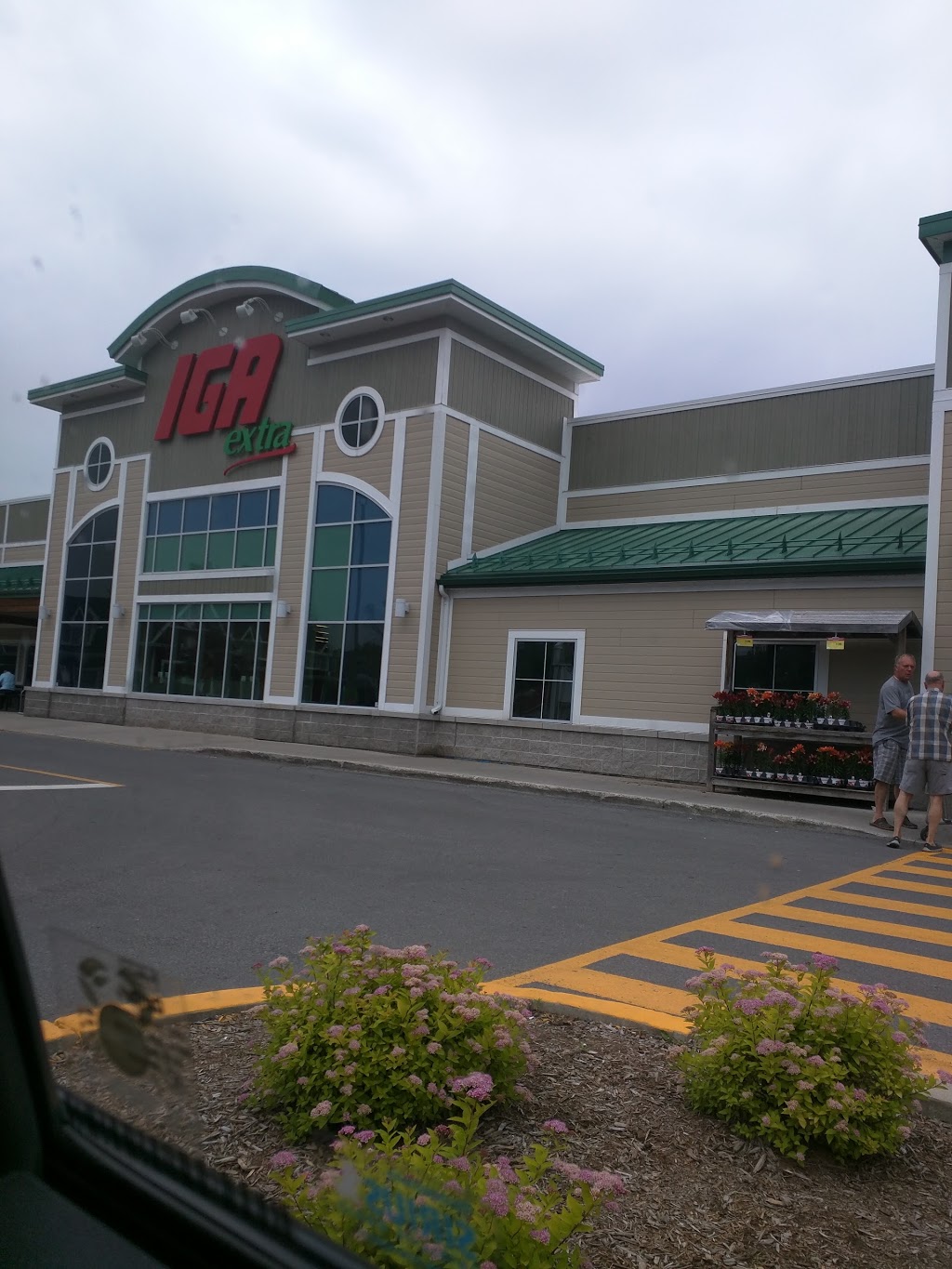 Market IGA extra Piché | 2635 Boulevard du Curé-Labelle, Prévost, QC J0R 1T0, Canada | Phone: (450) 224-4575