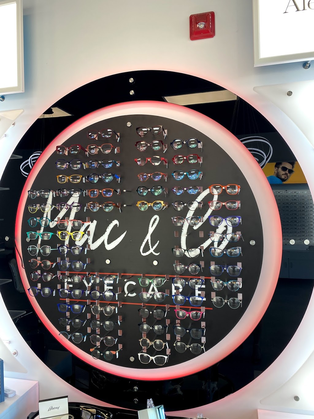 Mac & Co Eyecare | 9025 Torbram Rd, Brampton, ON L6S 3L2, Canada | Phone: (905) 790-3937