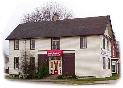 Lake Country Real Estate Inc., Brokerage | 101 Colborne St E, Orillia, ON L3V 1T9, Canada | Phone: (705) 326-9292