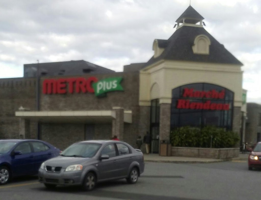 Metro Plus Riendeau St-Hyacinthe | 2030 Boulevard Laurier E, Saint-Hyacinthe, QC J2T 1K7, Canada | Phone: (450) 774-2311