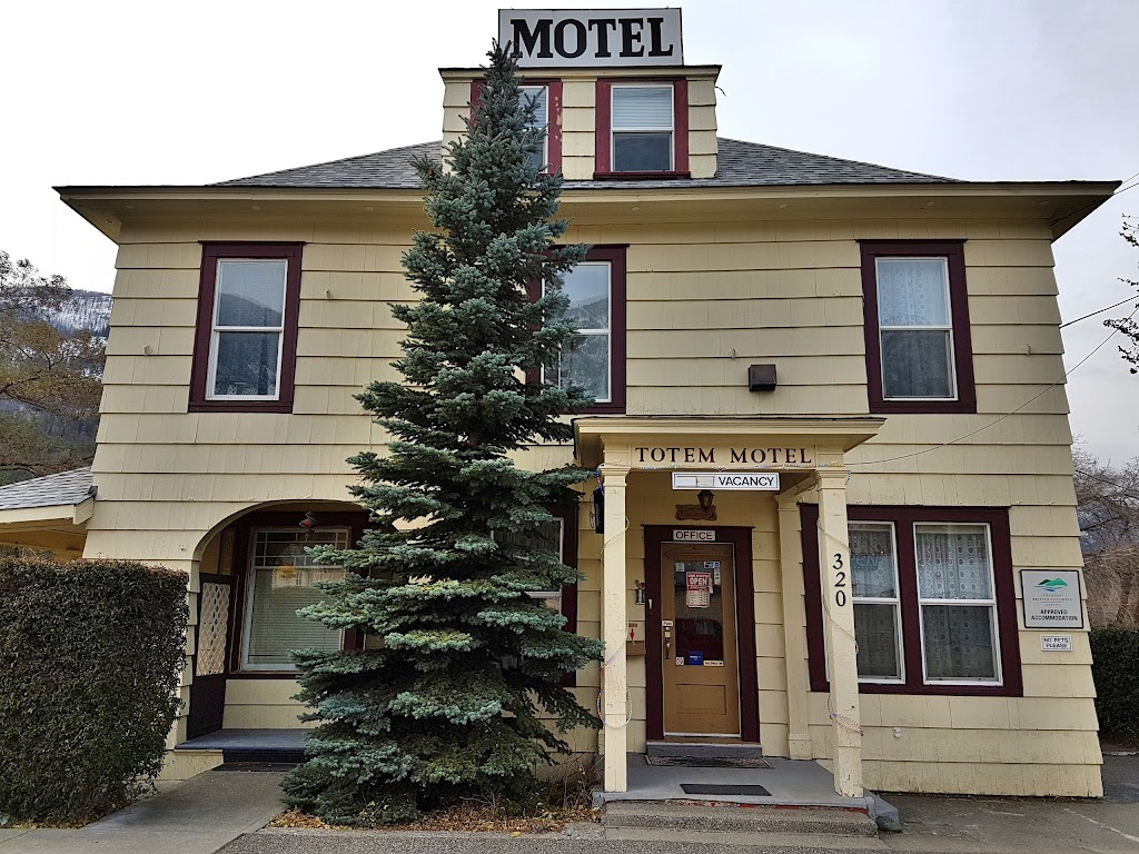 Totem Motel | 320 Fraser St, Lytton, BC V0K 1Z0, Canada | Phone: (250) 455-2321