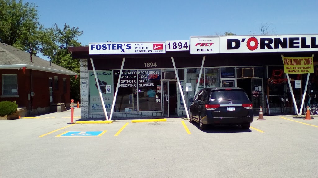 Fosters Wide Shoes | 1894 Lawrence Ave E, Scarborough, ON M1R 2Y5, Canada | Phone: (416) 757-5062