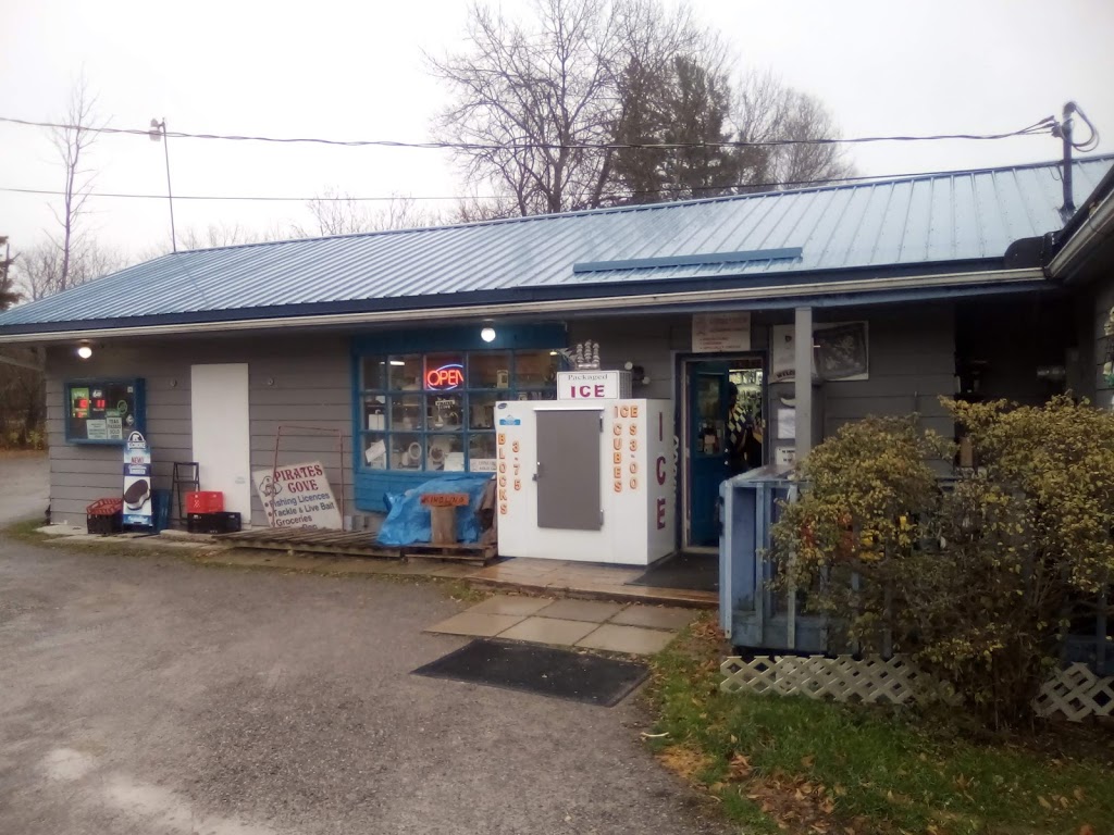Pirates Cove | 579 Peterborough County Rd 36, Bobcaygeon, ON K0M 1A0, Canada | Phone: (705) 738-1352