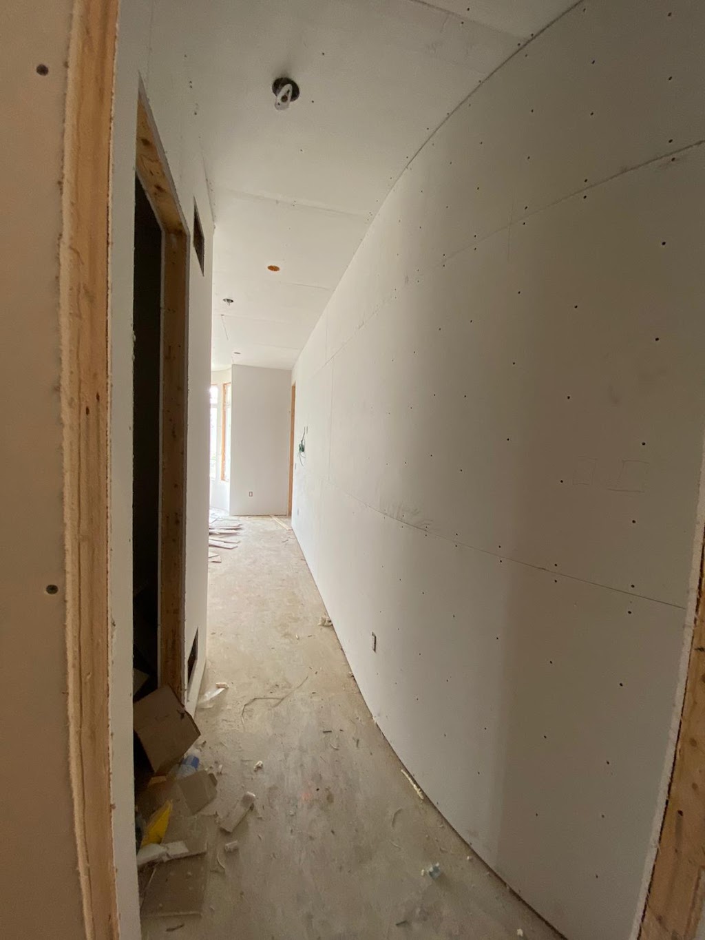 F5 Drywall | 11 Moir Ave, York, ON M6C 1N6, Canada | Phone: (416) 388-4161