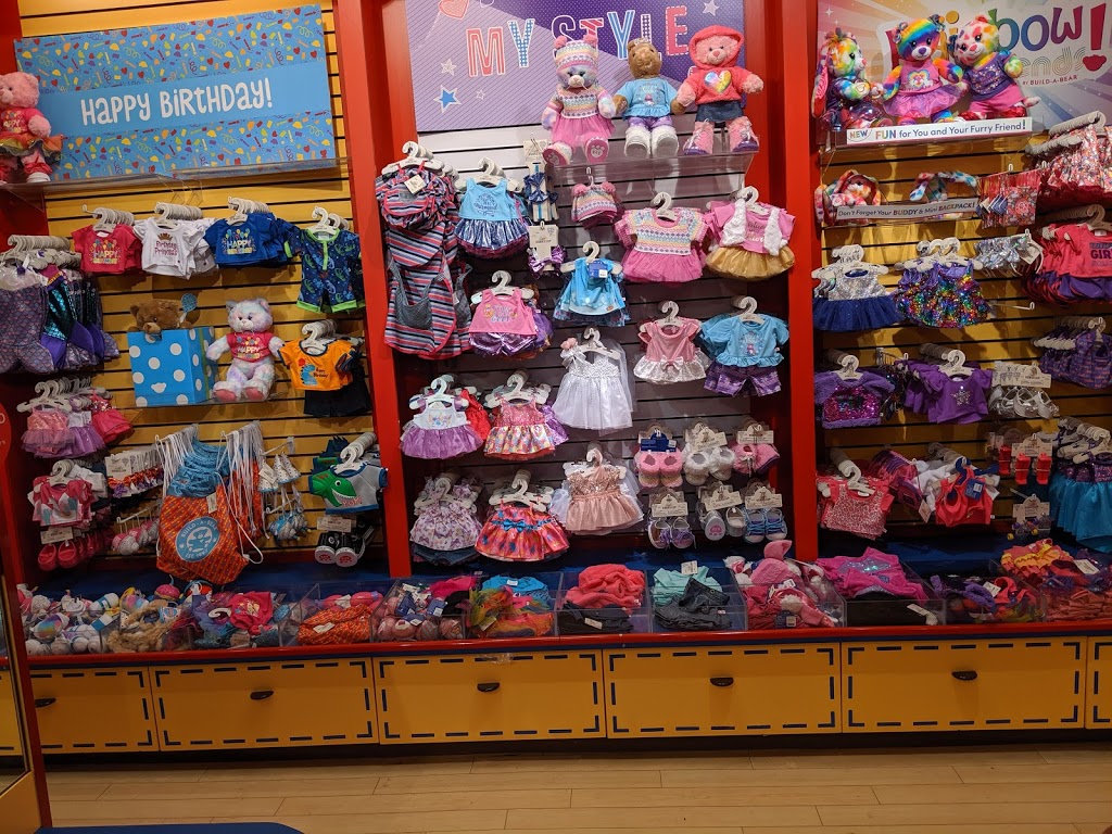 Build-A-Bear Workshop | 100 Bayshore Dr, Nepean, ON K2B 8C1, Canada | Phone: (343) 804-0500