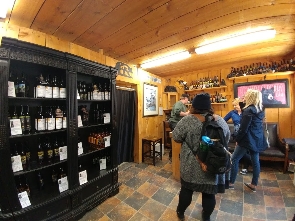 Black Bear Farms of Ontario Estate Winery Inc. | 1137 Essex County Rd 20, Kingsville, ON N9Y 2E6, Canada | Phone: (519) 733-6289