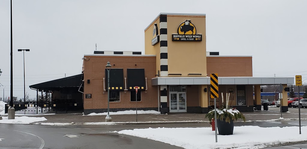 Buffalo Wild Wings | 139 Park Pl Blvd, Barrie, ON L4N 6P1, Canada | Phone: (705) 722-9548