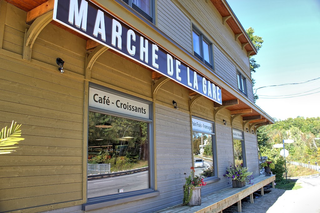 Marché de la Gare | 1600 Chemin Pierre Péladeau, Sainte-Adèle, QC J8B 1Z5, Canada | Phone: (450) 745-0533