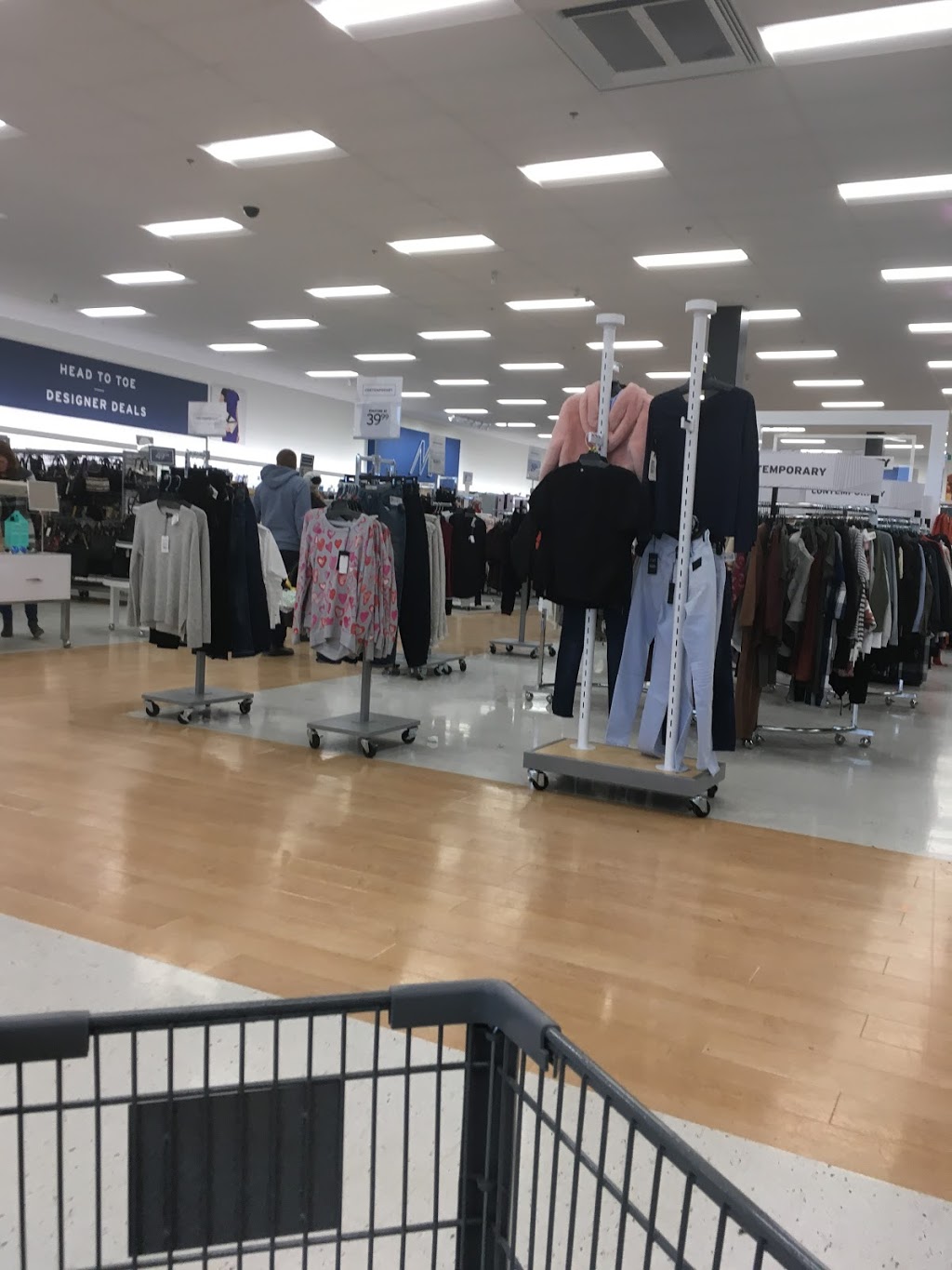 Marshalls | 3020 Meadows Pkwy, Saskatoon, SK S7V 0R6, Canada | Phone: (306) 933-1800