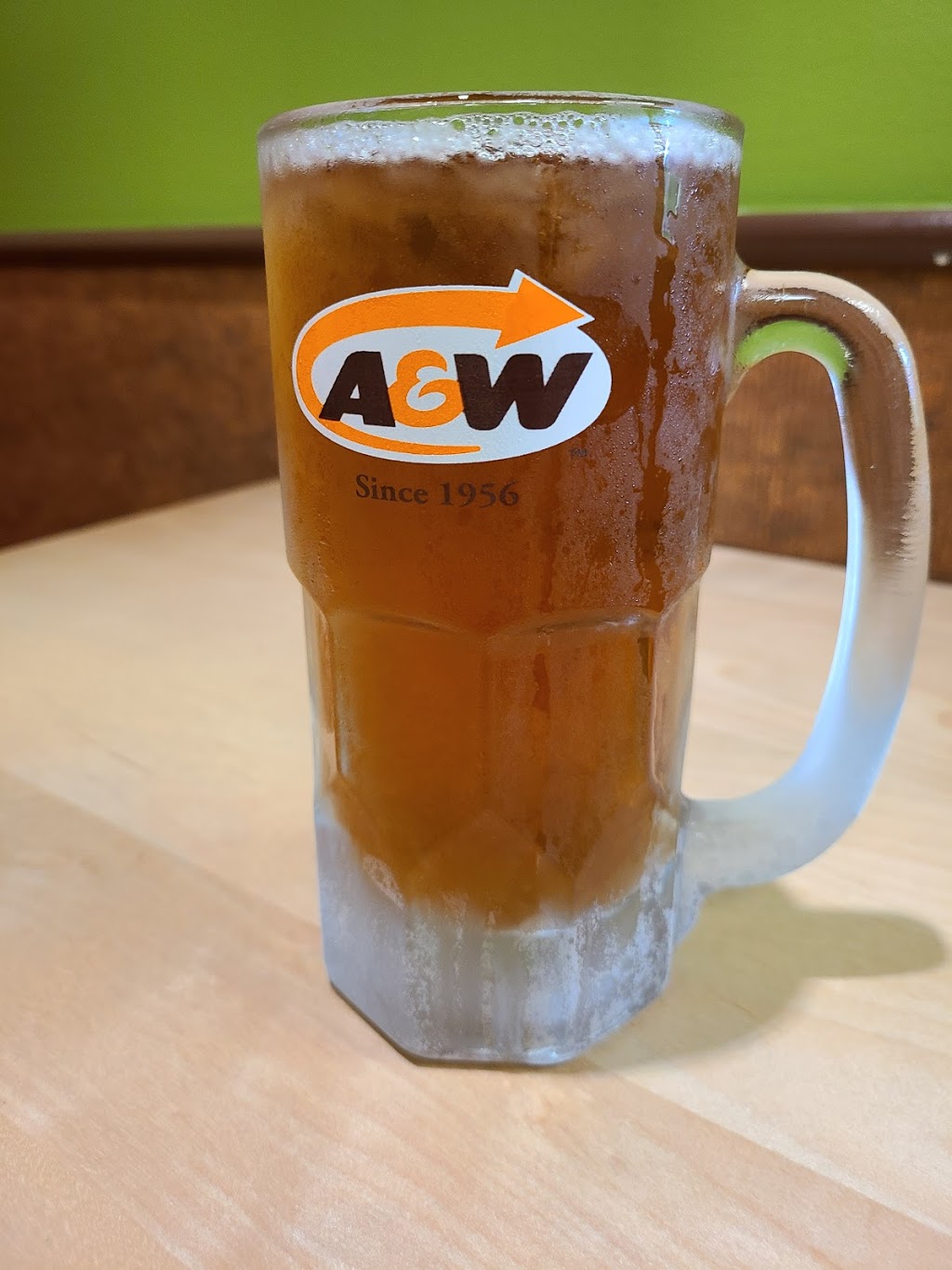 A&W Canada | 8140 Garden City Rd, Richmond, BC V6Y 2N9, Canada | Phone: (604) 272-7773