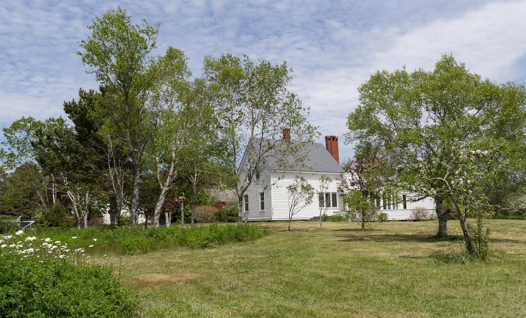 Fox Point Inn | 490 Fox Point Rd, Parrsboro, NS B0M 1S0, Canada | Phone: (902) 348-2000