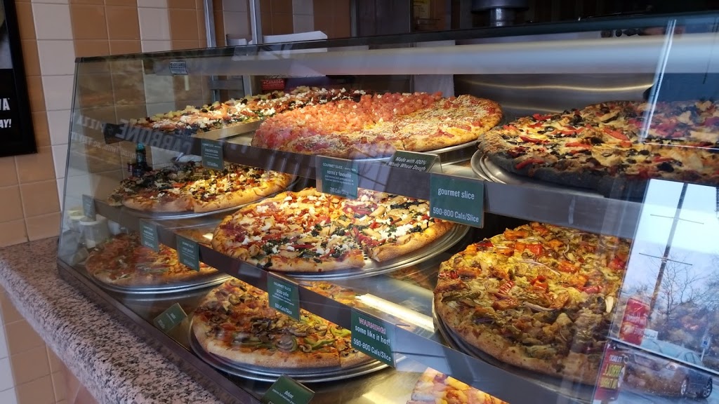 Pizza Nova | 9275 Bayview Ave, Richmond Hill, ON L4C 9X4, Canada | Phone: (416) 439-0000